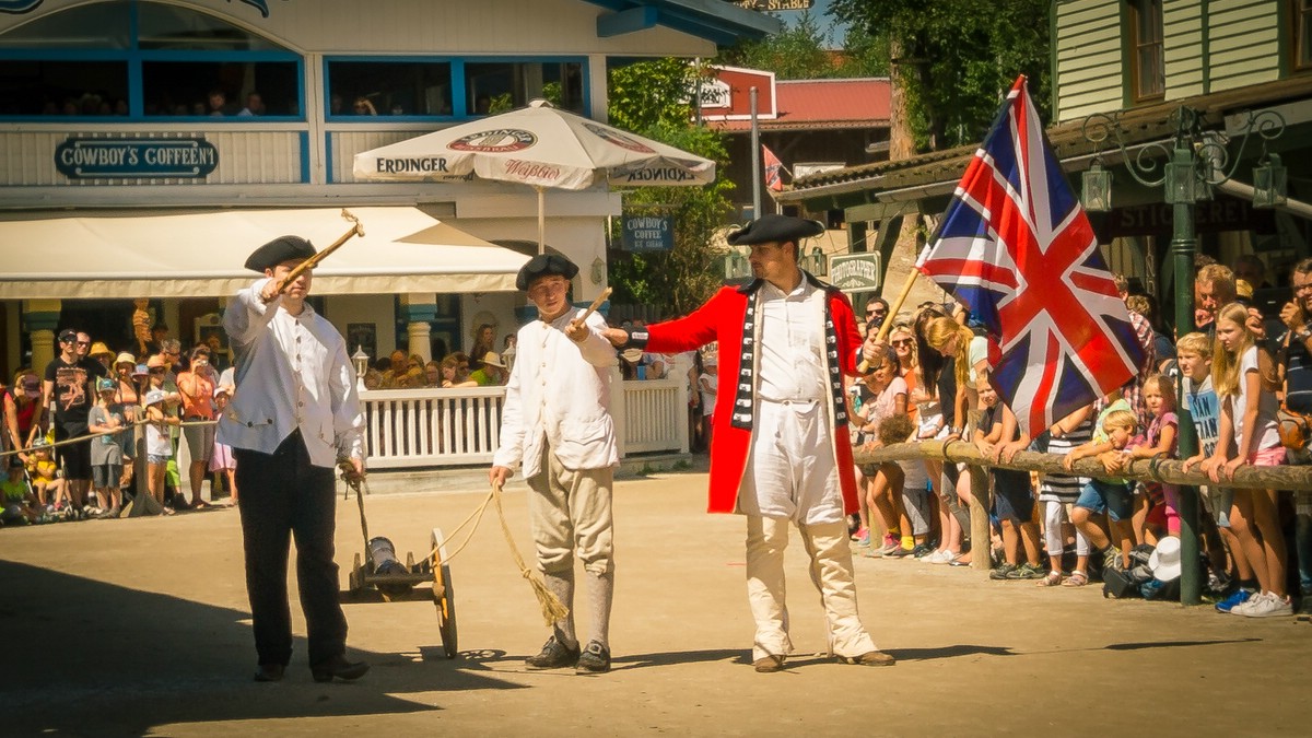 O Fotomagazin / Pullman City 2016